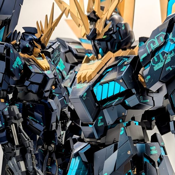 PGユニコーンガンダムバンシィ 覚醒カラー全塗装