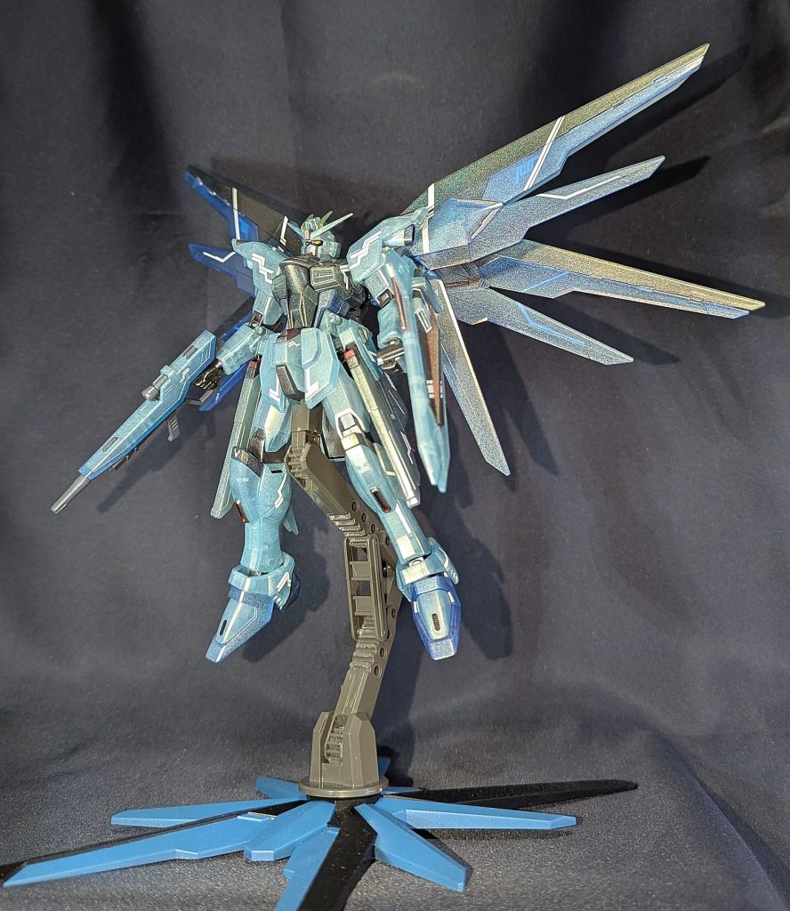 フリーダムガンダム　ポラライズドクリア風塗装–2枚目/制作者：@infieth