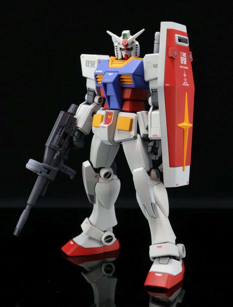 ガンダムのライフルはオリジン版より拝借。