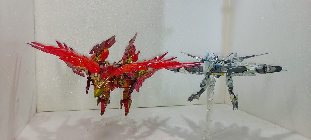 鳳凰と白嵐–4枚目/制作者：ランディ