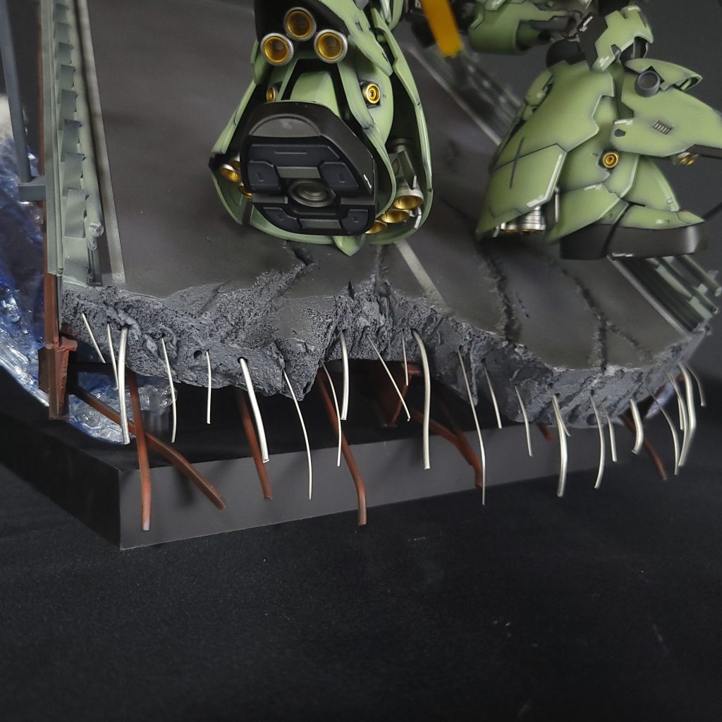 台座台座は基本スタイロで、そこにプラ棒等で柵や支柱を制作。