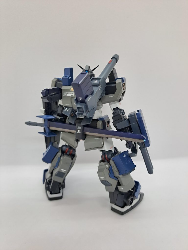 鞘に収めたKATANA–3枚目/制作者：遠藤俊彦