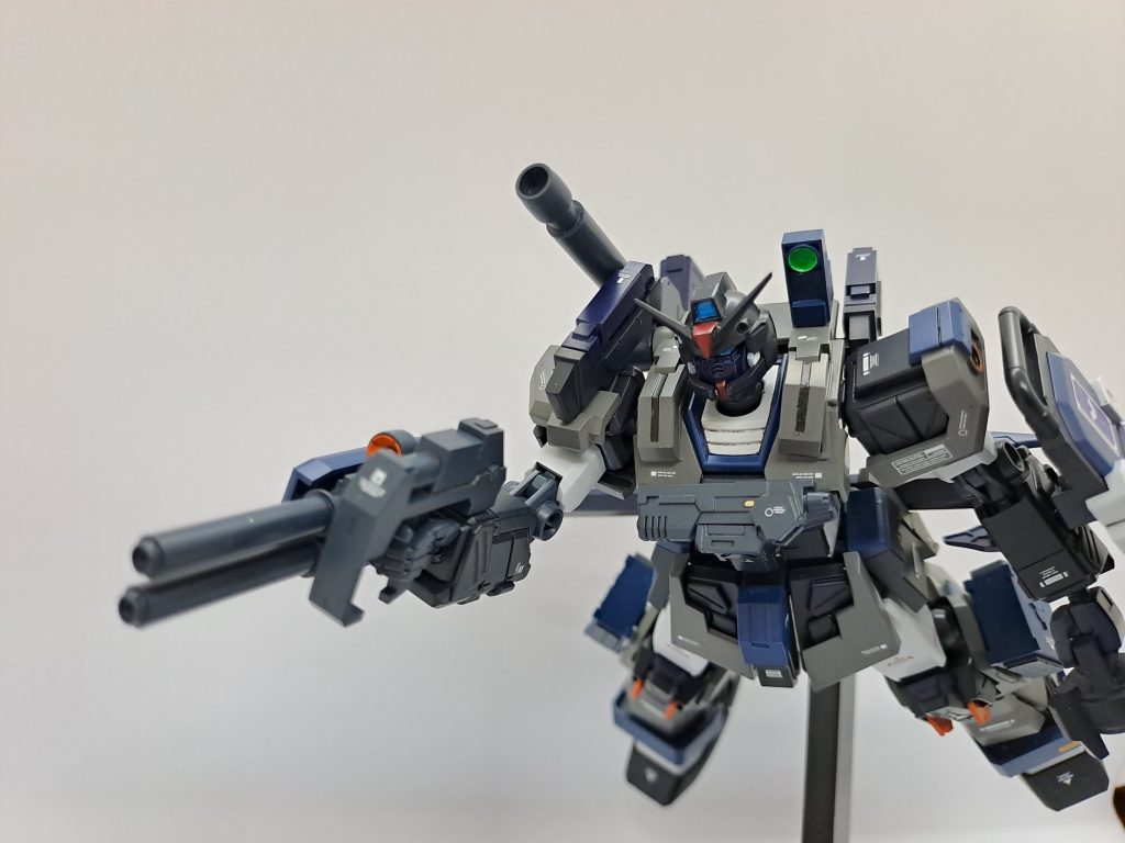 鞘に収めたKATANA–4枚目/制作者：遠藤俊彦