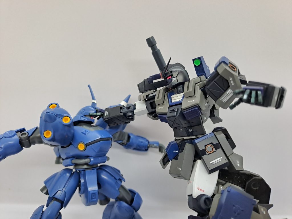 奥義“空合掌底気”触れたものを全て砂に変える！