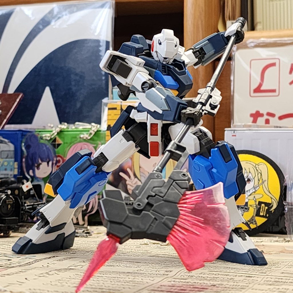 こちらはジーラインの近接戦仕様少しいじったら塗装にまわせる状態ですが,ジーラインベースは完成したところなので少し寝かしてる状態です。