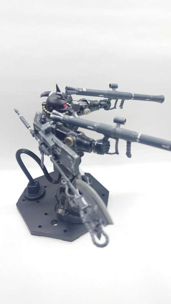 ザク・バズーカです。2つあります。以上。