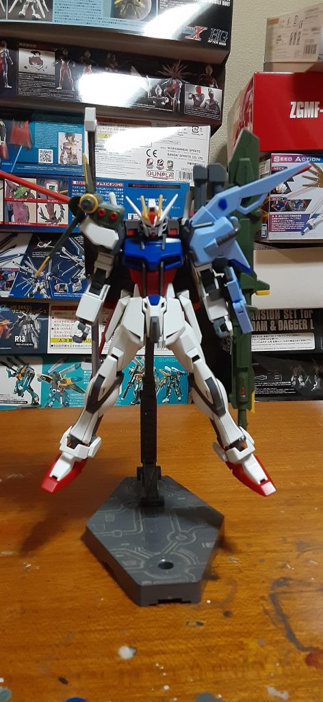 そしてみんな大好きパーフェクトストライク、ただ私もキラ君と同じであんまり好きでない。上半身凄い重い…脚部に追加ブースター欲しい