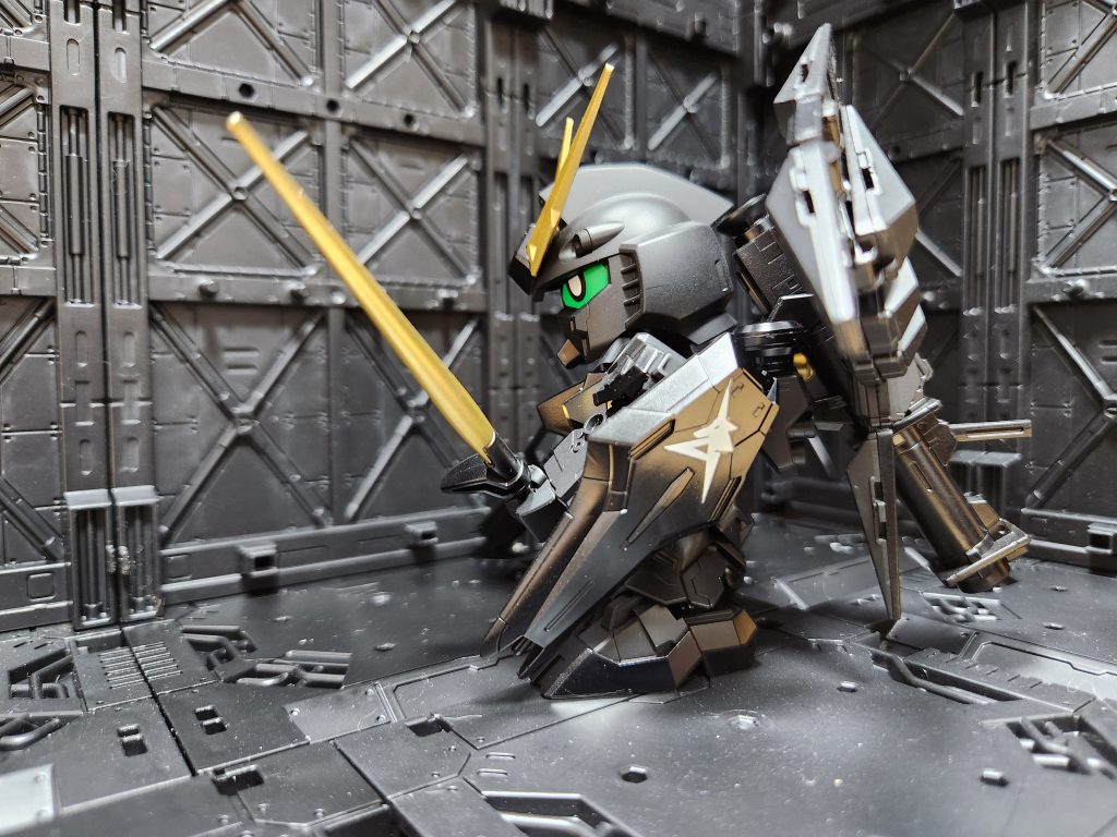 個人的には白のアムロマーク気に入ってます。