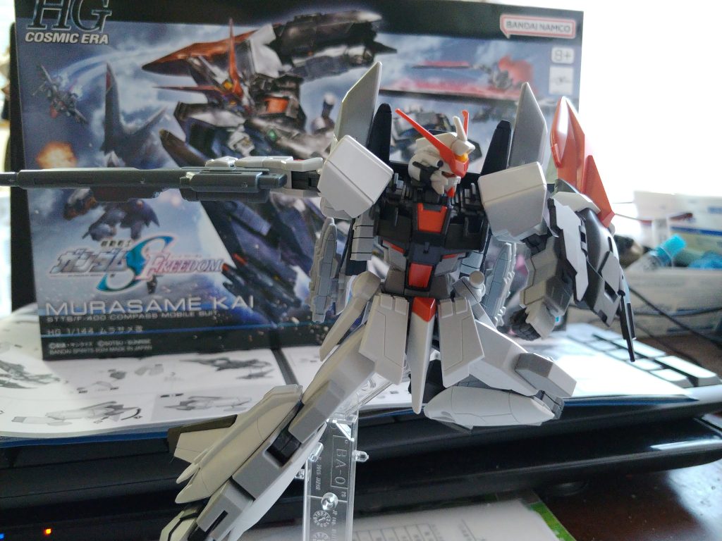 可動は流石飛んでよし、構えて良しの二段構え