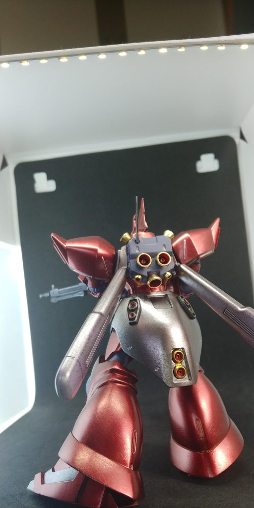 プロペラントタンクは何か良い感じの色出たんだけど上手く写らない