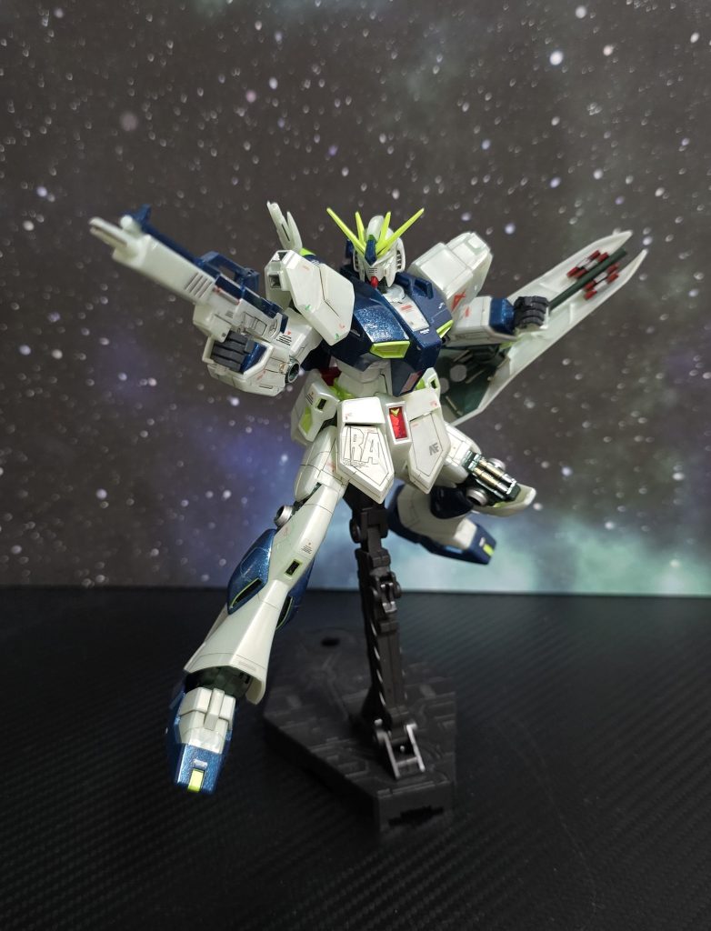 EG νガンダム　サイコフレーム発光イメージカラー