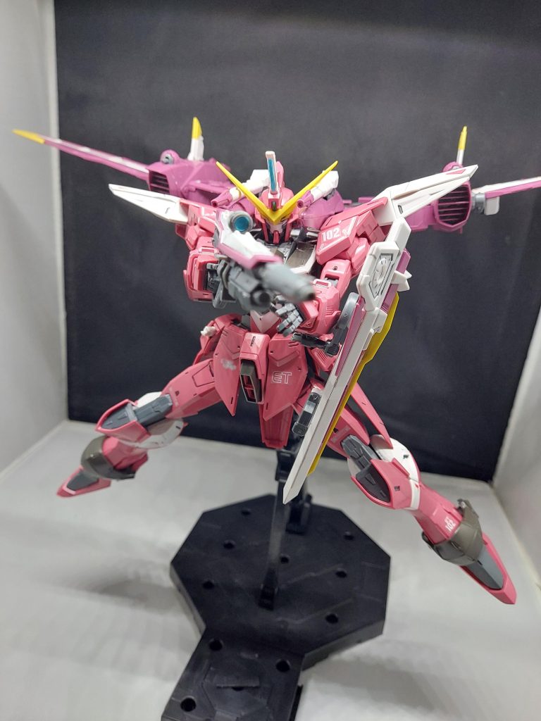 シールドの持ち手をすこし曲げてしまって折れそうになってしまったのがホント後悔(;´Д⊂)力加減には気をつけましょう😭ご観覧ありがとうございましたm(_ _)m