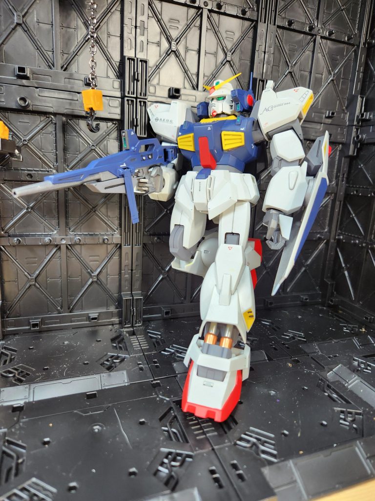 可動なんてこれが限界(笑)そこがまたたまらない。