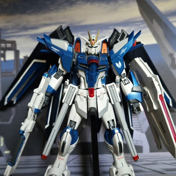 HG 1/144 ライジングフリーダムガンダム