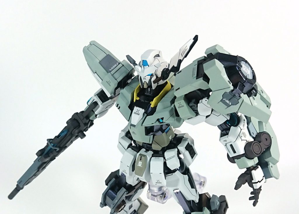 【HGスクラッチ】ガンダムアストレアⅡ+プロトザンユニット–2枚目/制作者:明石焼き