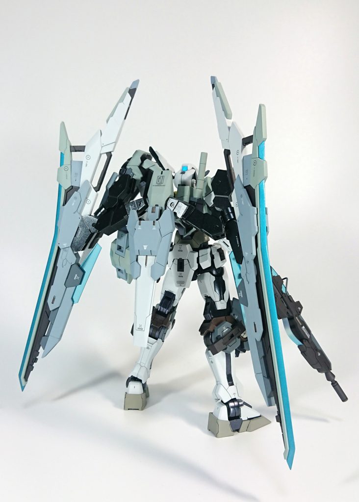 プロトザンユニット装備意外と自立します。