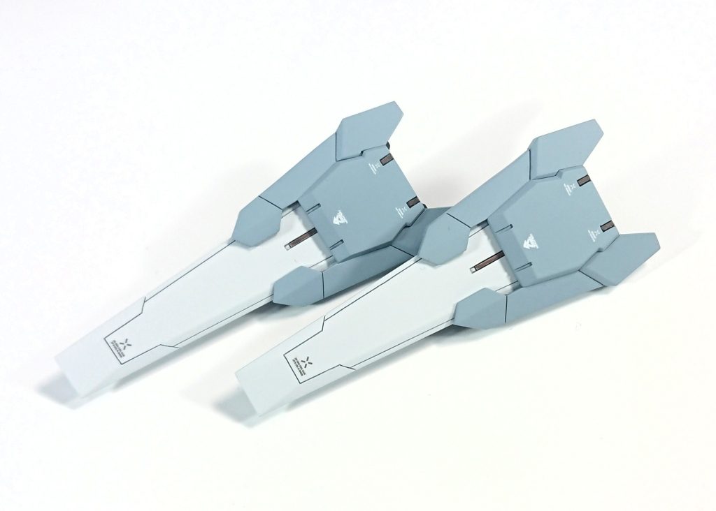 GNDシールドオーライザー付属のシールドをベースにプラ板で形状変更して再現。裏の接続ピンは若干細くしてます。