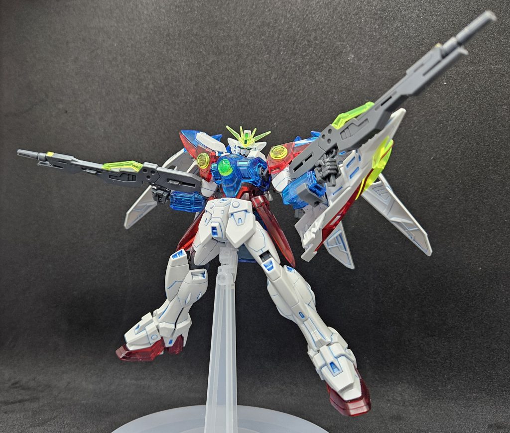 適当に二丁拳銃ポーズこのキットの昔からの不満点は足首の可動域の狭さ足ピンに出来たら絶対もっとかっこいいのに