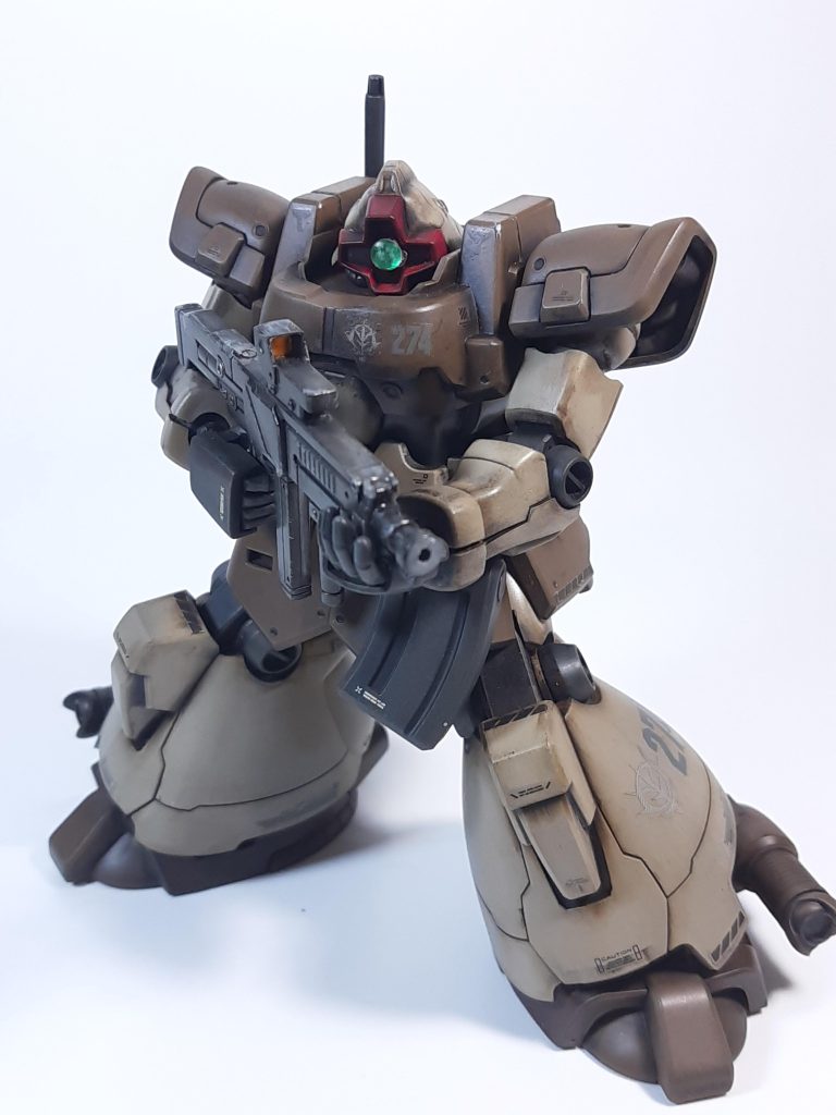 トリントン基地襲撃時のハンドグレネード投擲後のマシンガンで突撃するシーンの再現・このシーン、かっこいいんですよね～。これがやりたくて作りました。