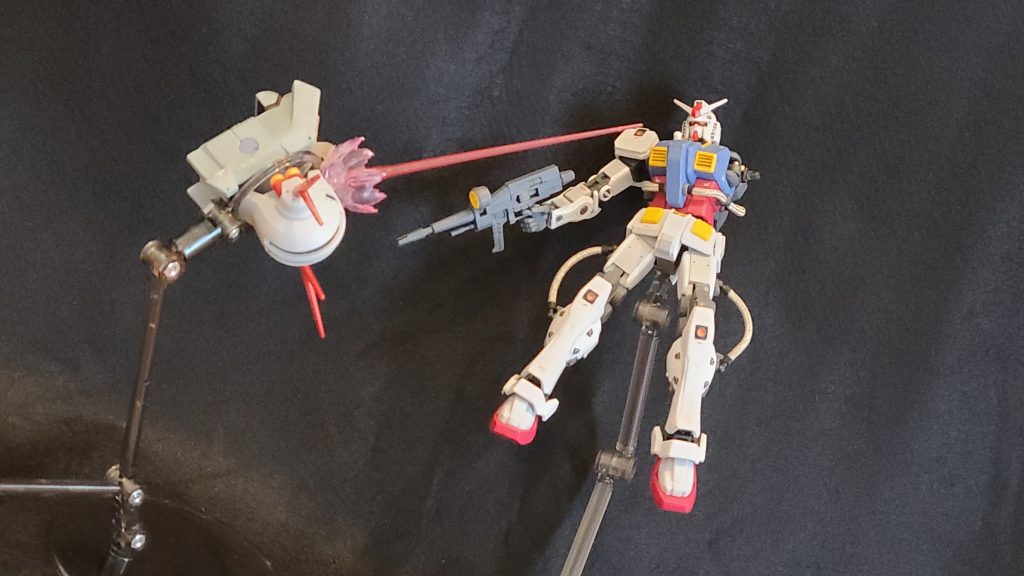 ジオングの反撃！！はたして運命はぁぁぁっ？！