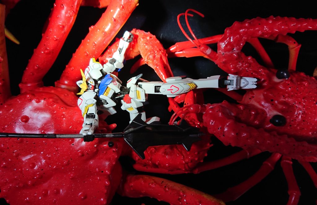 その後、巨大ガニまで参戦し、善戦虚しくバルバトスは哀れ砂漠の藻屑となったのか・・・ 