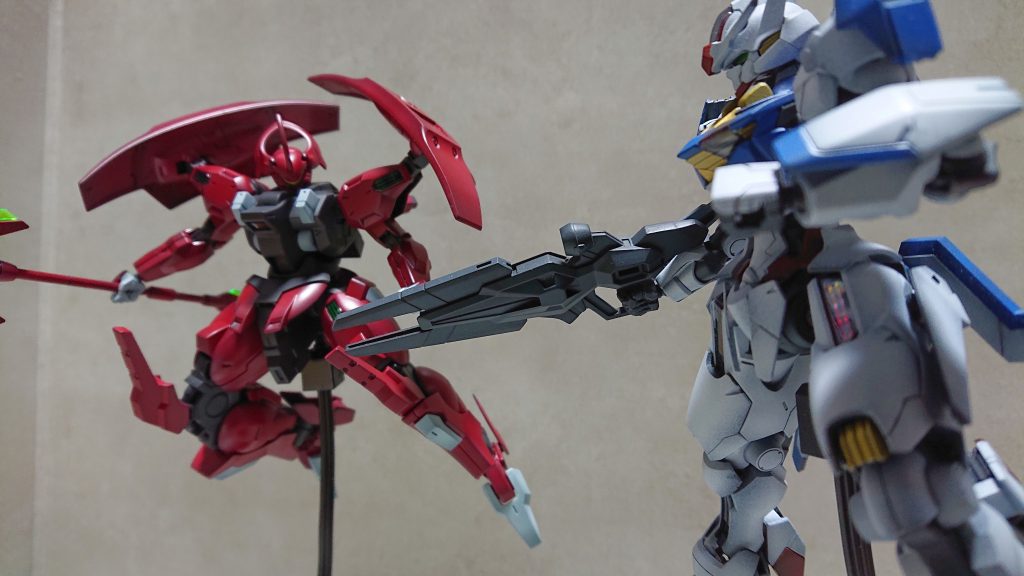 以前作ったエアリアルと向い合わせてみましょう。