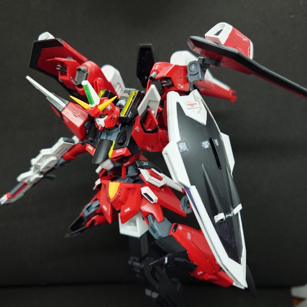 HG 1/144 ZGMF-X23S セイバーガンダム (機動戦士ガンダムSEED DESTINY)