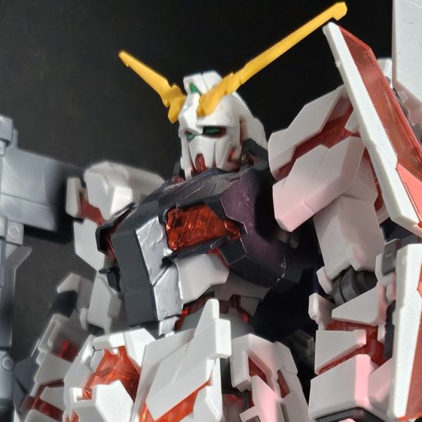 ユニコーン　制式カラー