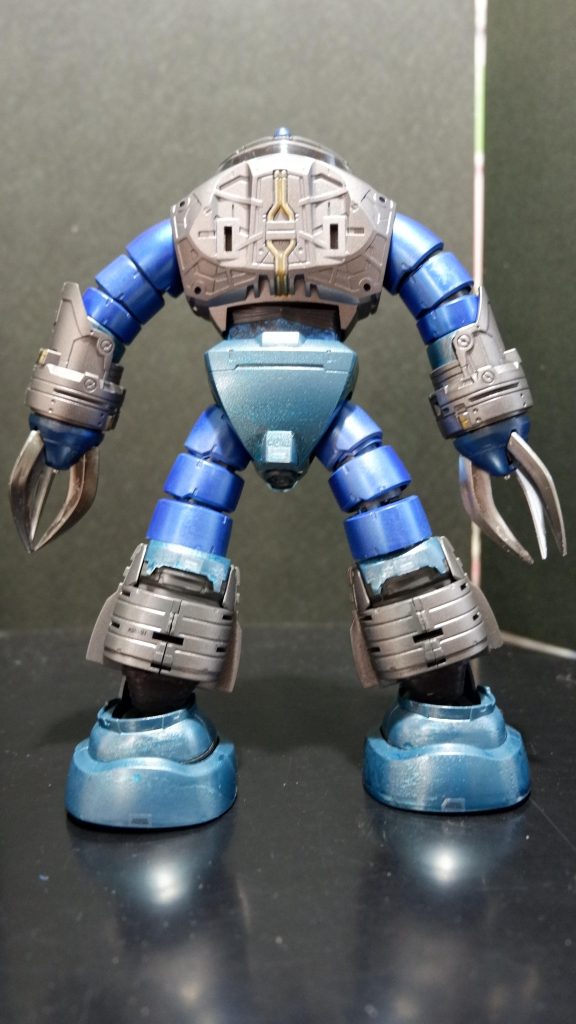 内部フレームは焼鉄色で塗ってます。一部金色で部分塗装しました（目立ってないですが）