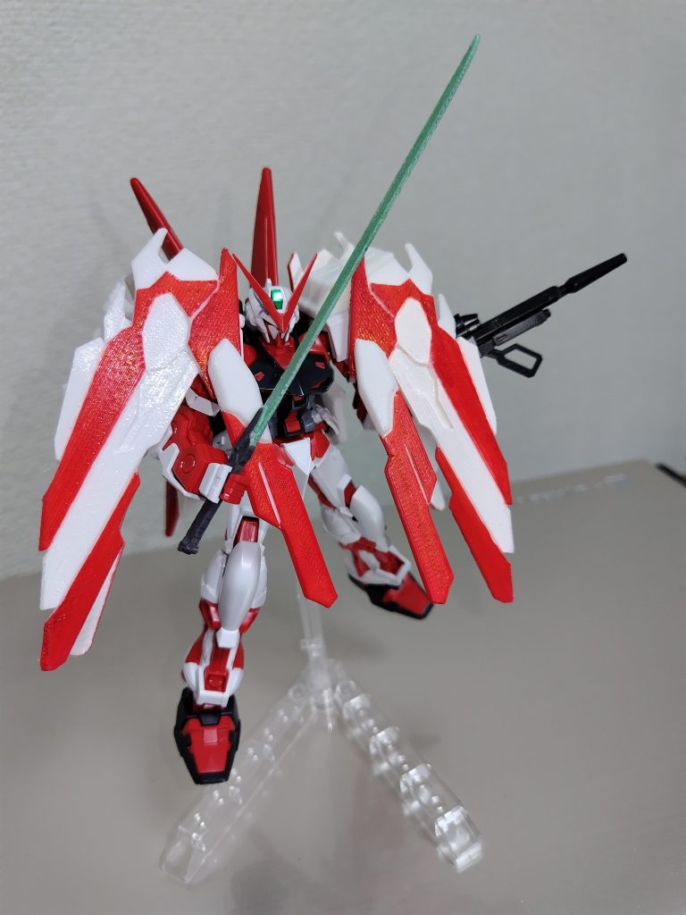 GNガーベラストレート度重なる戦いで再度破損してしまったガーベラストレートをCBの技術で再度修復した近接武装OO要素を入れるためにガーベラは犠牲になってもらいました