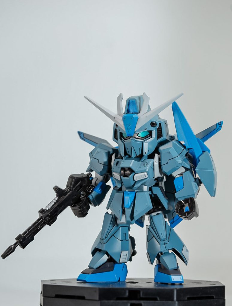 このキット、単体でクロスシルエットになるわけではなく、別売りのクロスシルエットフレームを購入する必要があります。知らないで買ってしまったのですが家にシルエットフレームがあって良かった…😅