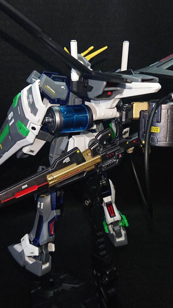 使用した塗料タミヤカラースプレー・ジャーマングレイ・ゴールド・パークグリーン・ガンメタル・ダークブルー