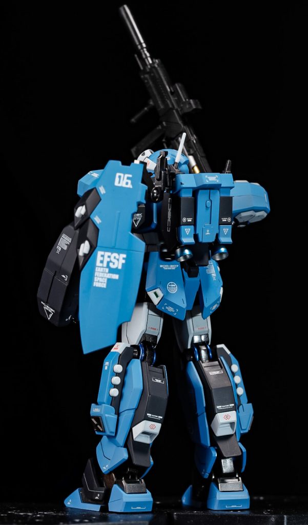 シールドのアームを何かビルダーズパーツで伸びるように作ればよかった…