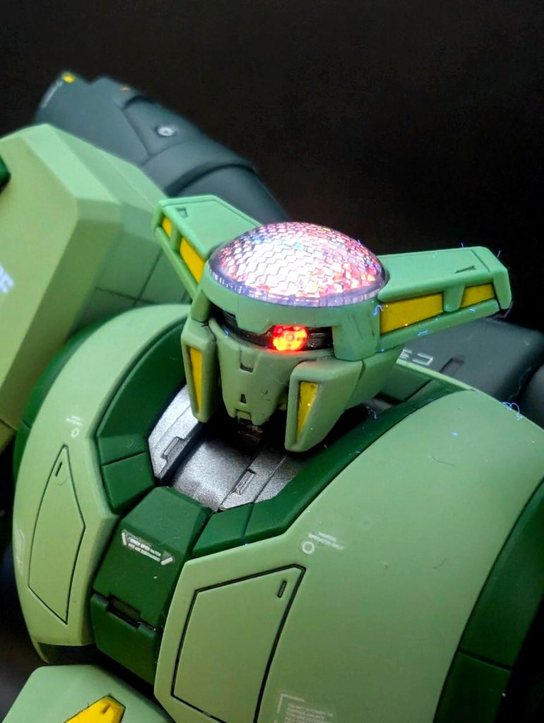 レドームとモノアイ発色