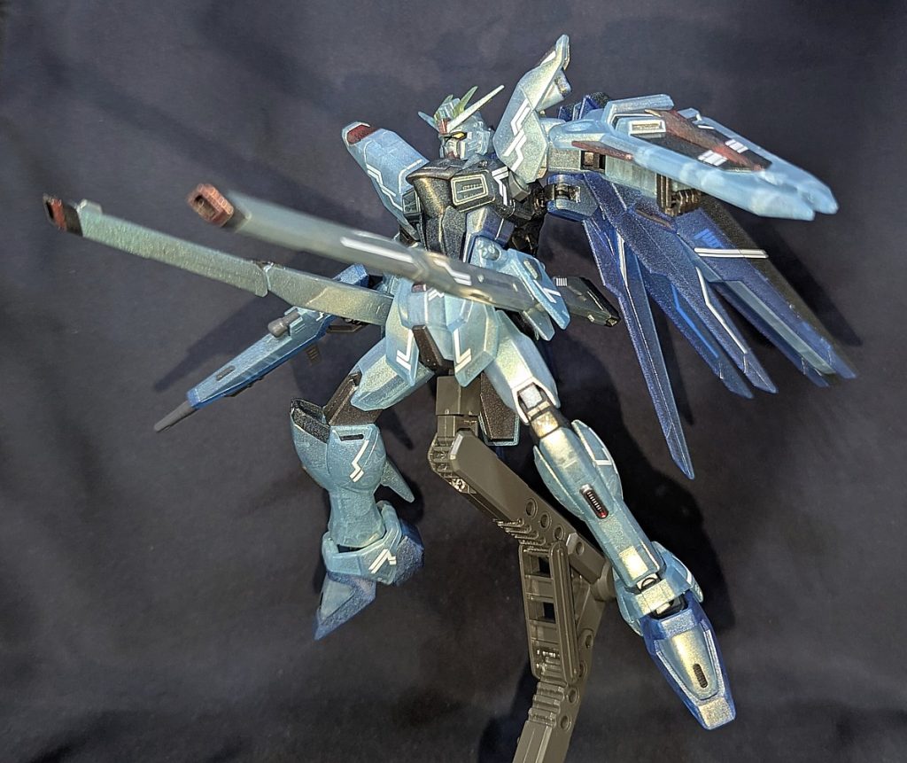 フリーダムガンダム　ポラライズドクリア風塗装–6枚目/制作者：@infieth