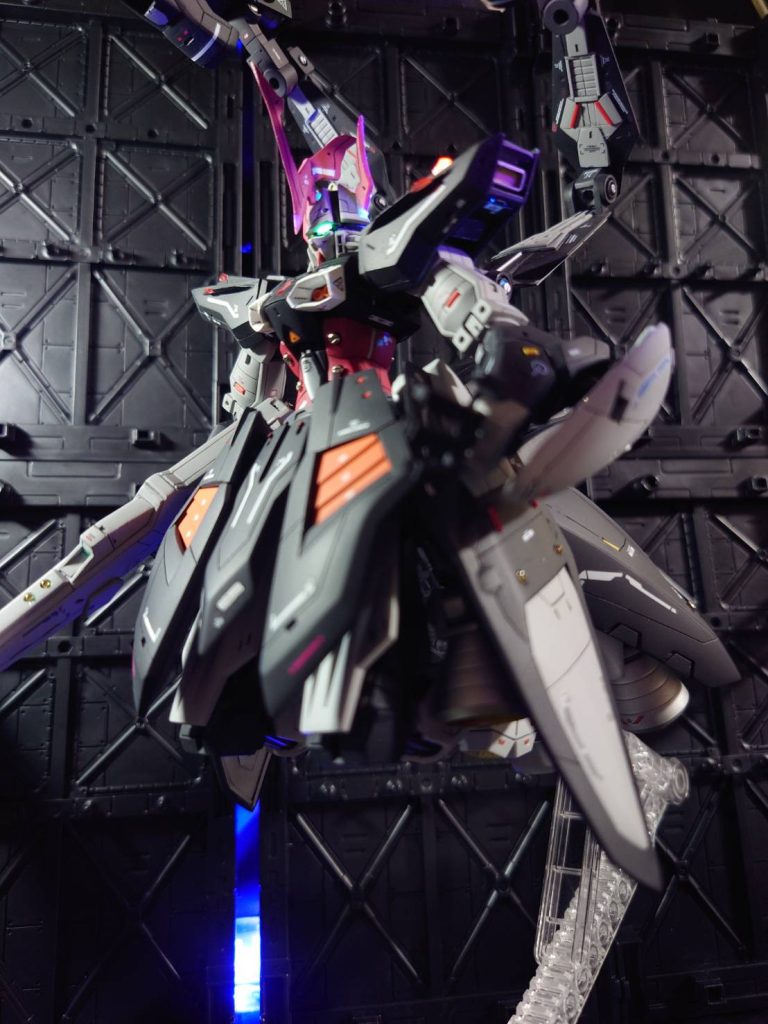 ピンぼけ等で誤魔化されてますがまだまだ粗い部分が多いです。とはいえ時間もかかりましたが作っていてとても楽しくて満足度の高い作品になりました。