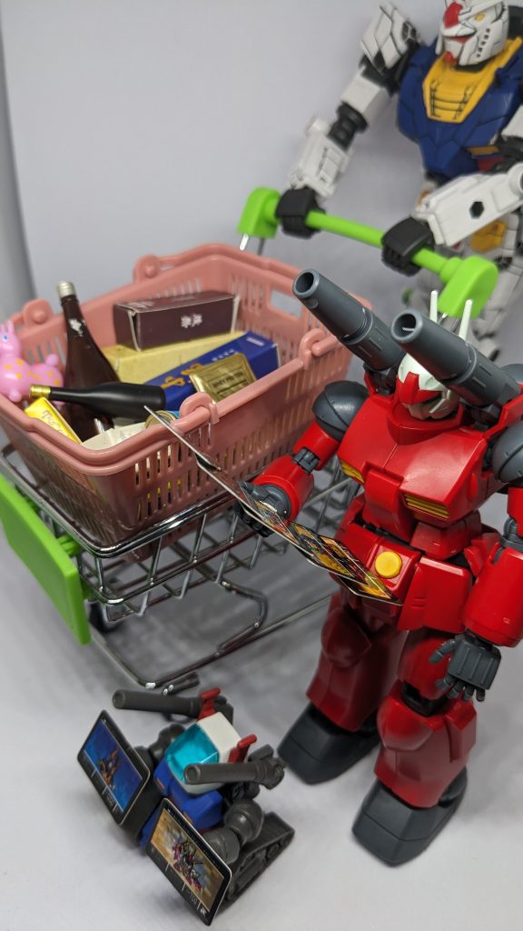 ちびガンタンク「フフッ♪やった〜」ガンキャノン「ふふっ…ちくしょー！」