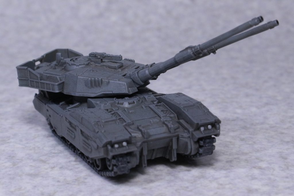 HGUCザクⅡ地上戦セットです。復讐のレクイエムを観た後猛烈に1/144の61式戦車が欲しくなり若干プレミア価格でしたがなんというかギリギリ買っても良いなってくらいの値段で売ってるのを見かけて買いました。ちなみにHGガンダムEXもザクⅡソラリ機も買えてません。無常。内容はHGUC40番のザクにシュツルムファウスト、クラッカー、交換用手首とワッパ、61式戦車と各種歩兵とエフェクトパーツが付属しています。定価2400円程度でこの中身はなかなか破格。ワッパ、61式、歩兵でバトオペ2再現的な遊びもできそう。前線崩壊してるバトオペ2だ…