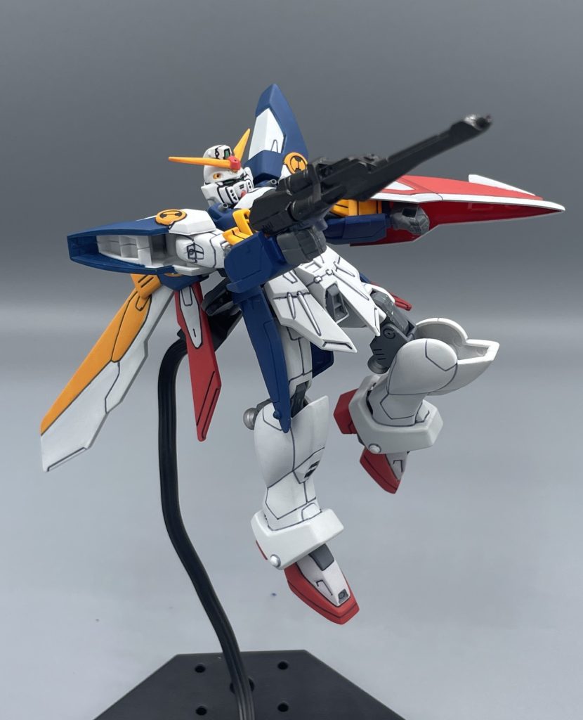 クッ…ククッ…ハハハハハハハハ！！！ ｗｗｗ　一撃で二機のエアリーズを葬り去るヒイロ。主人公がいかに狂っているのか、一撃で視聴者に植え付けるシーン。なんてこったい。