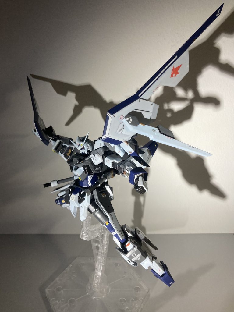 ○ショートバレル・ドッズガン:「ハイパードッズライフルS型」より連射性能が高い。手で保持して構える必要のない武装でもある。