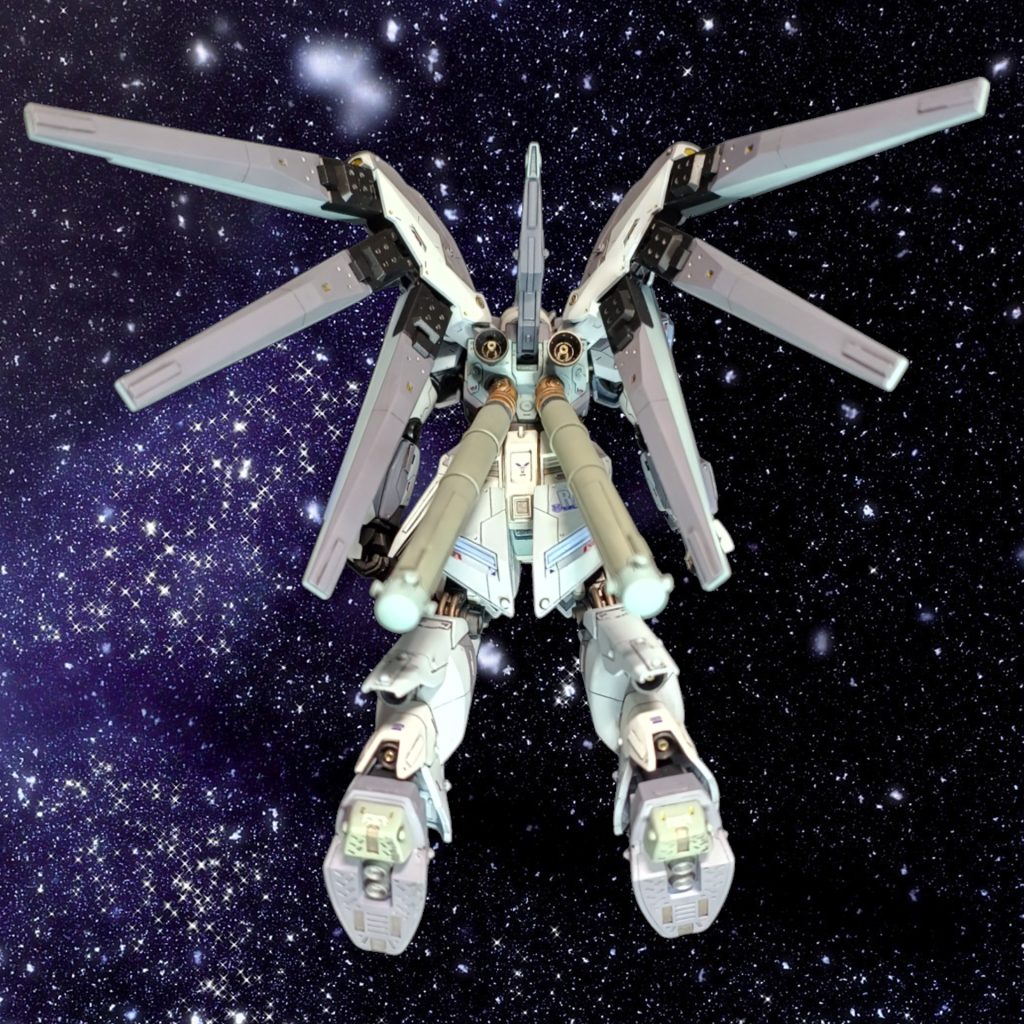 後姿もかっこ良いですね〜足の裏も塗りました。