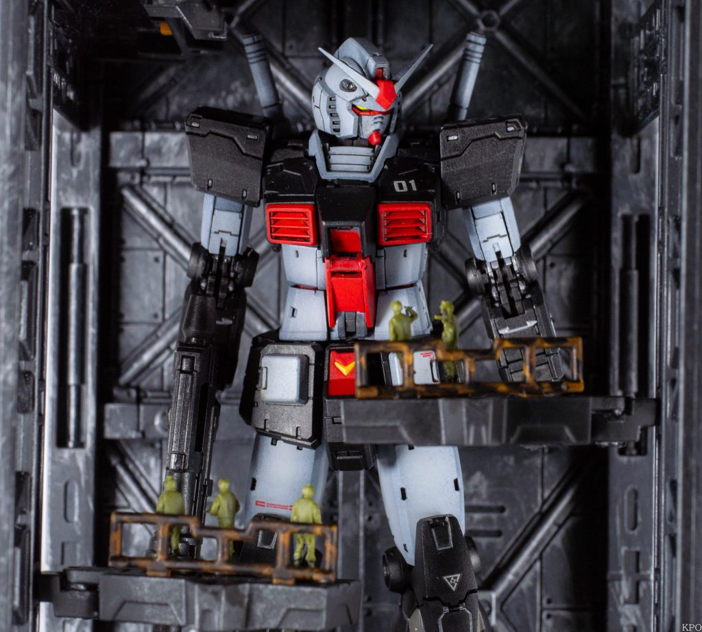 RG 1/144 RX-78-2 ガンダム Ver.2.0をMSV プロトタイプガンダム風に全塗装–5枚目/制作者：KPO