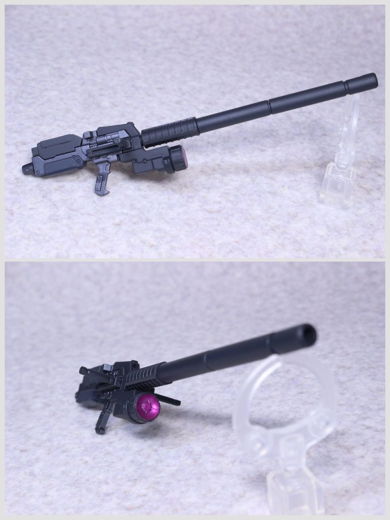 試作大型ビームライフルはガンダムベースのシステムウェポンの物です。昔は一般販売で出てましたね。しばらく再販されなくてもう入手手段無いだろうなと思ってましたがガンダムベース限定ですが他のラインナップも一緒に再販されて良かった… キットのギミックを活かして組み替え兵装風に塗り分けています。特撮キャラのアイテムみたいでロマンありますよね、組み替え武器は。スコープはメタリックシルバーの上にクリアレジンです。