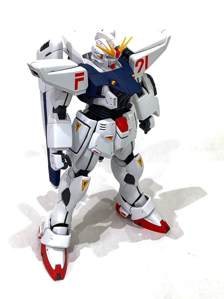 塗装はいつも通り水性ホビーカラーをエアブラシで。