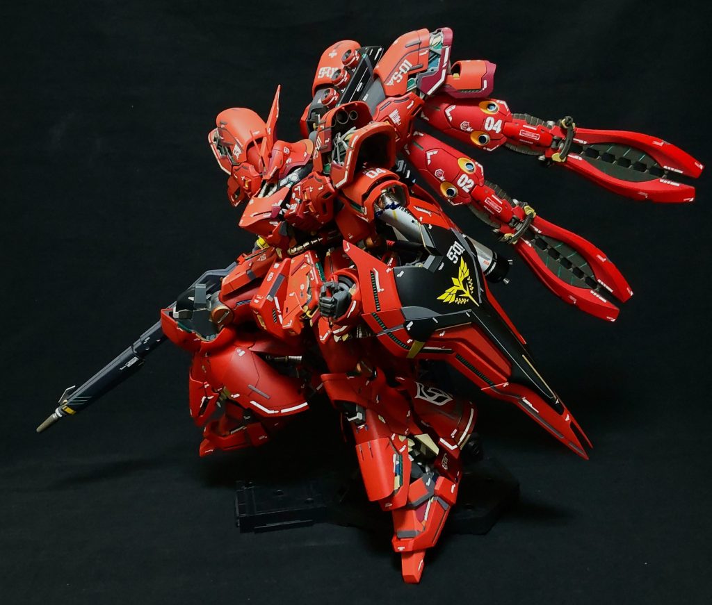 シールドを装備して出撃。「サザビー、出ます。サザビー、発進!」ナイチンゲールに負けないボリュームがあります。