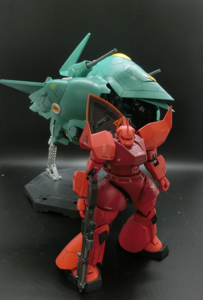 シャア専用ゲルググとのツーショット