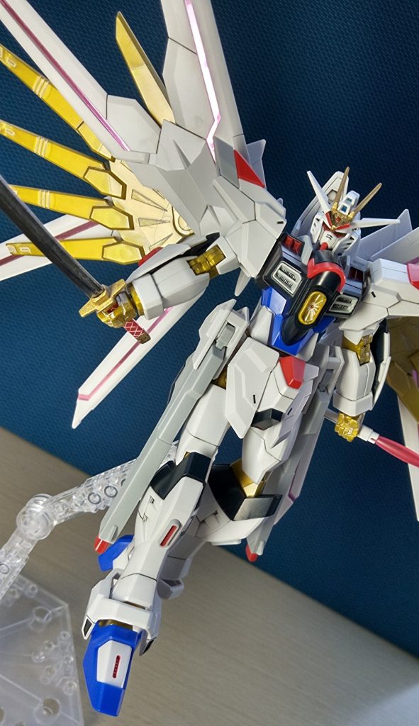 箱絵のポーズ。