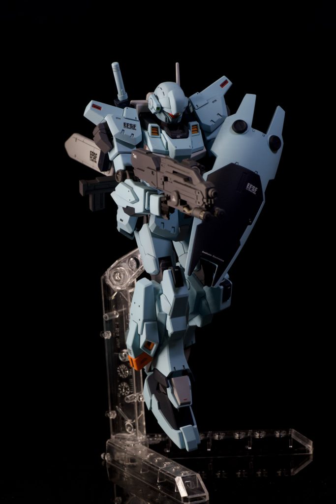 ジーラインの可動域を生かして多彩なポージングが可能で楽しいです。