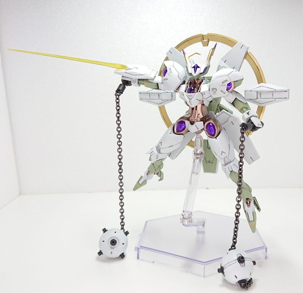 ビームガンユニットそこそこ威力の高いビームを放てる他、サーベル刃を形成できるコンパクトな右腕装備、アンジェロウィングから謎原理で放つビーム以外では唯一の射撃兵装。