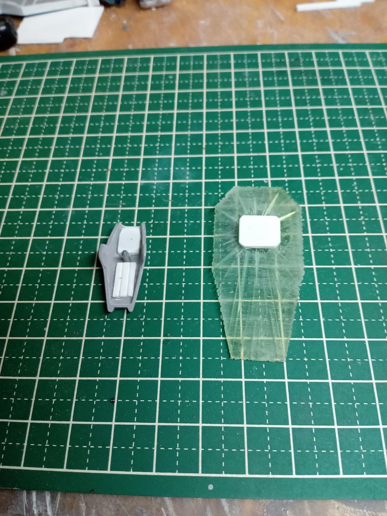 シールドには磁石を仕込んでます